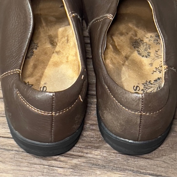 Taos Town Center Leather Dark Brown Slip On Comfort Shoes Flats Walking - Picture 11 of 15